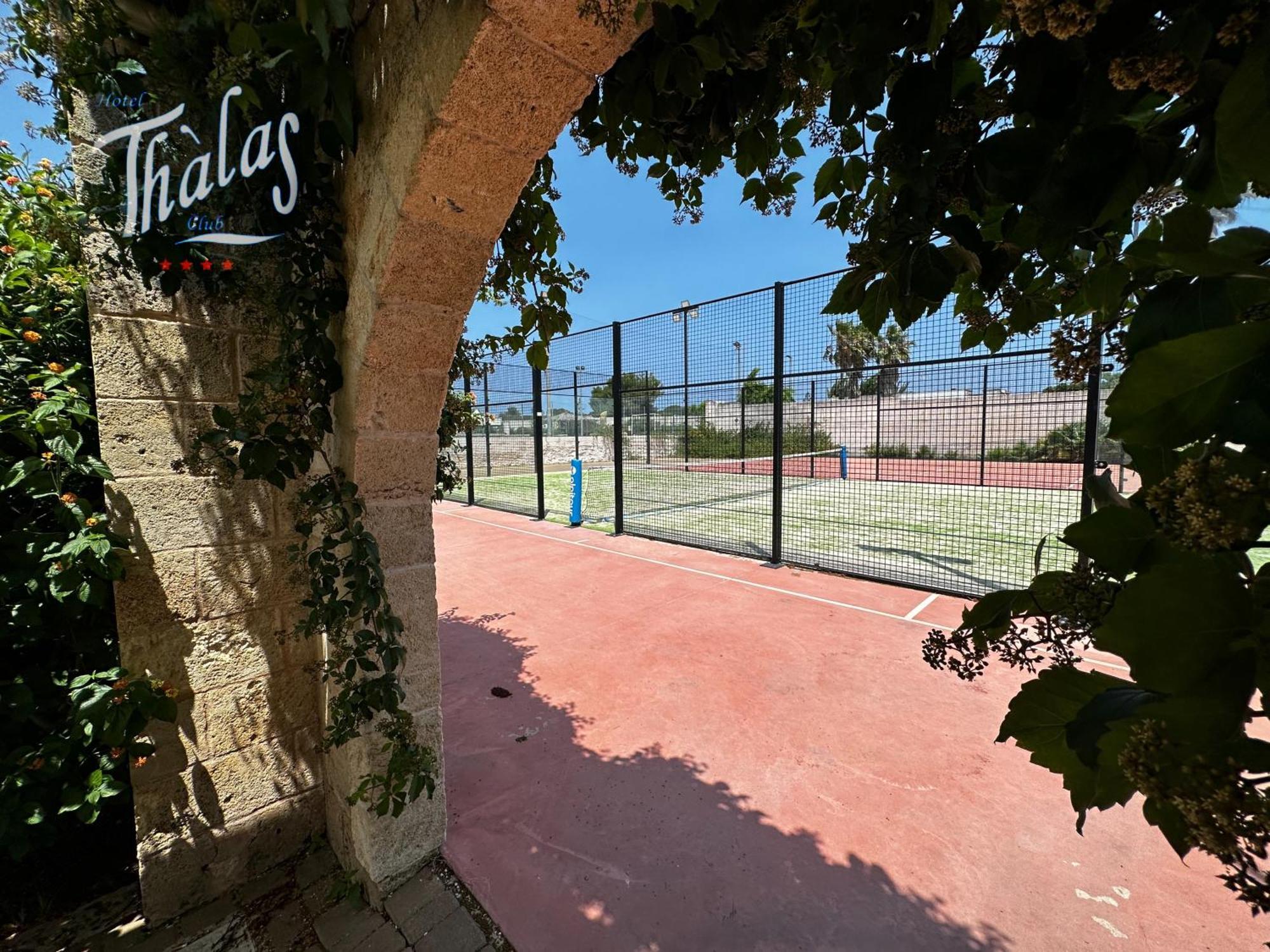 טורה דל'אורסו Hotel Thalas Club מראה חיצוני תמונה