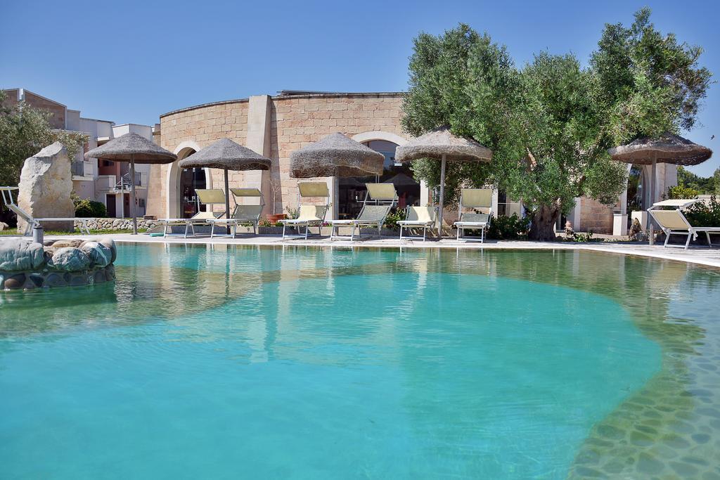 טורה דל'אורסו Hotel Thalas Club מראה חיצוני תמונה