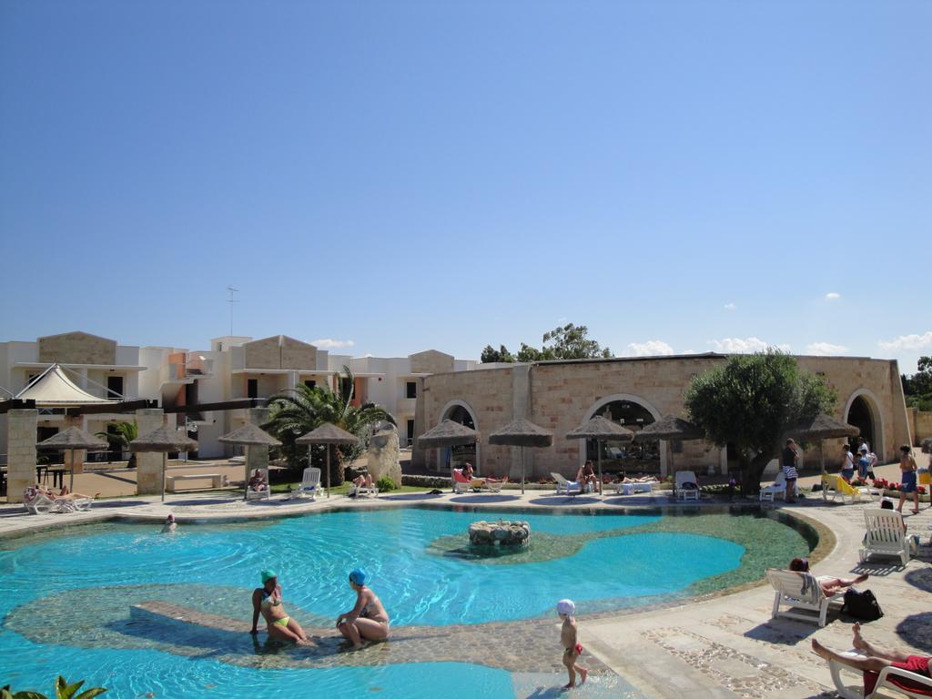 טורה דל'אורסו Hotel Thalas Club מראה חיצוני תמונה